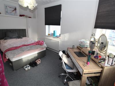 Picture 10